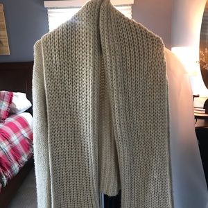 Zara Beige knit winter sweater